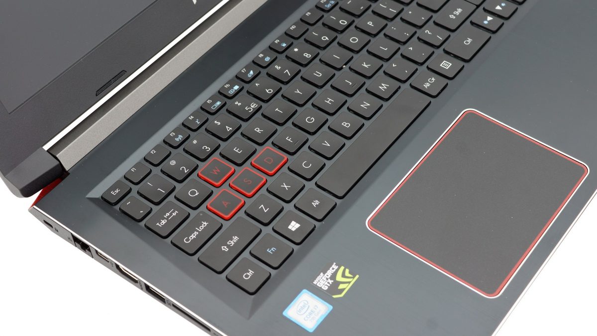 Acer Predator Helios 300 – gamingowy laptop w rozsądnej cenie