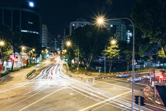 night-time-singapore-street.