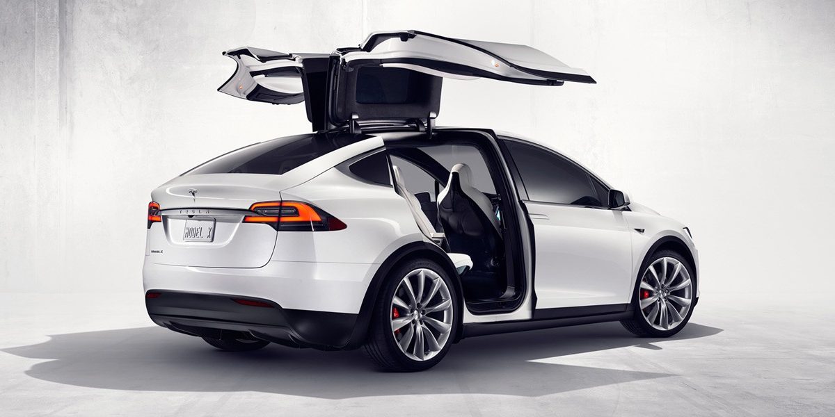 Tesla Model X – 120 000 km i 24 razy w serwisie