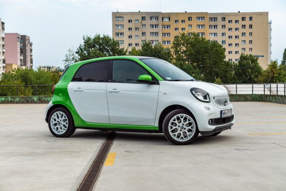 Smart EQ Forfour