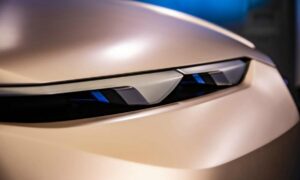 Vision iNext