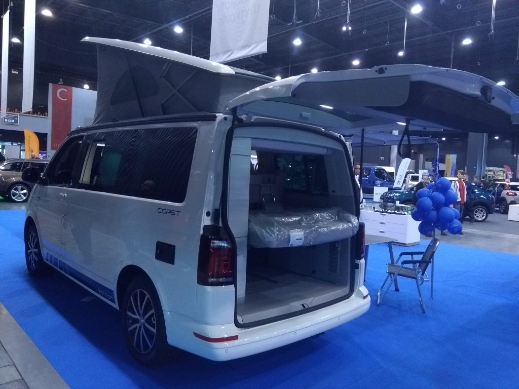 VW Transporter Caravan