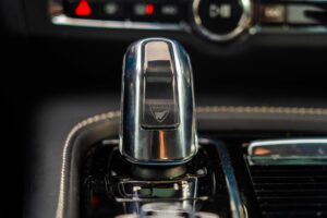 S90