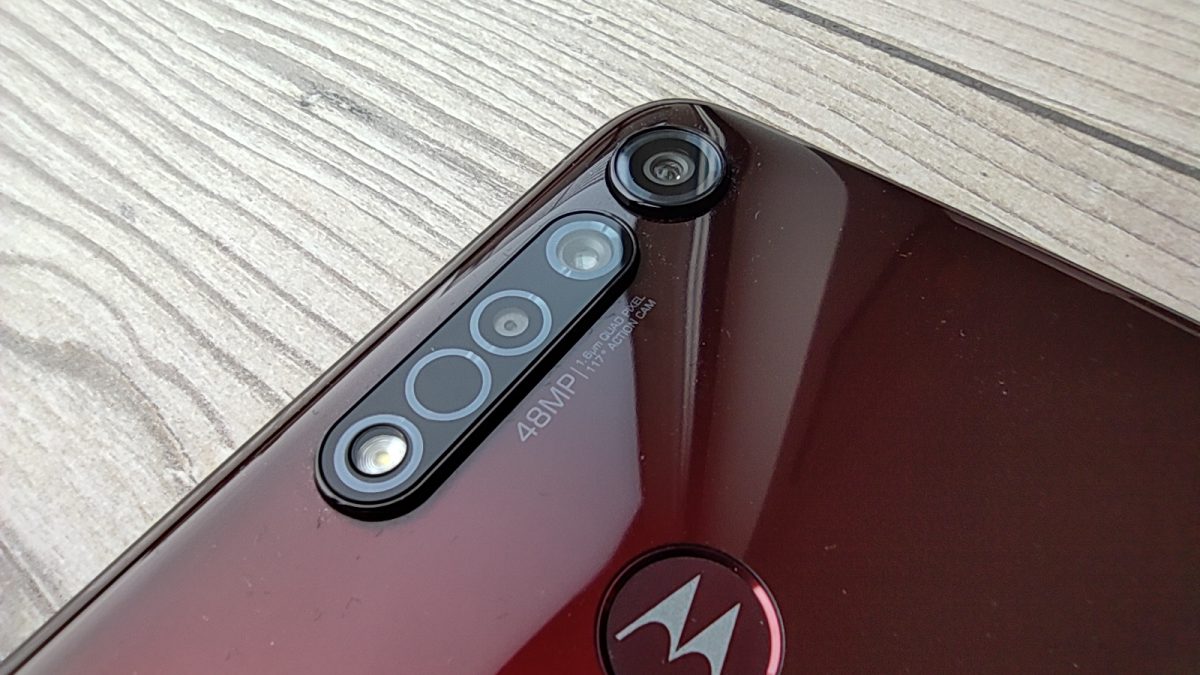 Motorola G8 Plus – Recenzja świetnego telefonu do multimediów