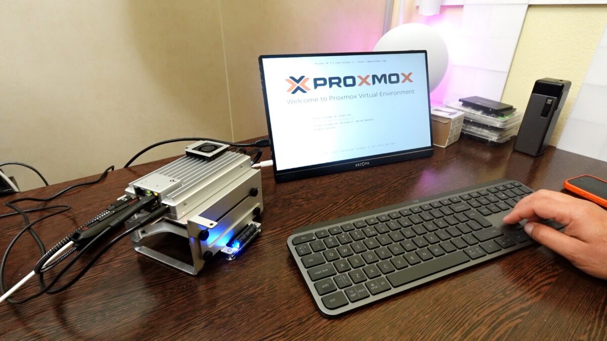 ZimaBoard 2 + Proxmox – konfiguracja serwera wirtualnych maszyn i Linux