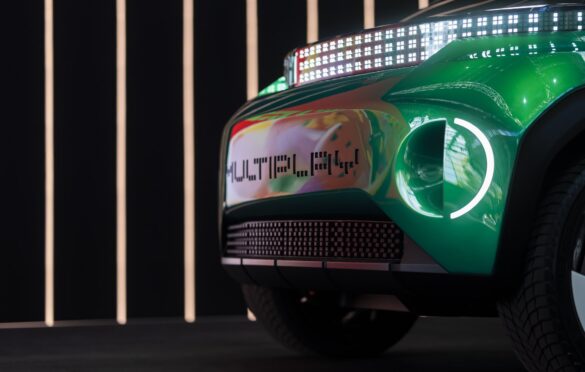 Fiat Multiplay na premierze w Paryżu (fot. Stellantis)