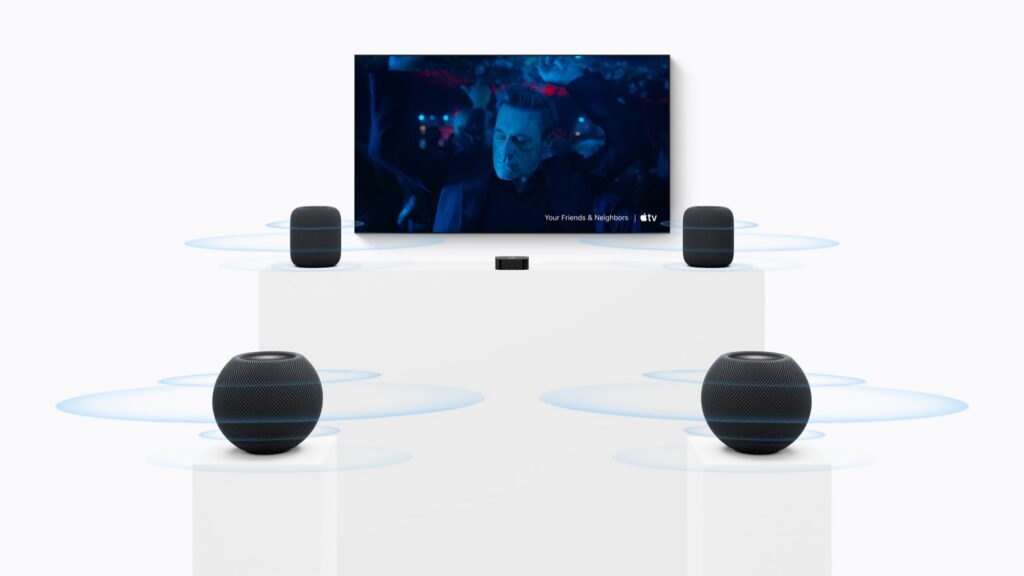 Cztery głośniki HomePod mini 2 z Apple TV 4K jako kino domowe